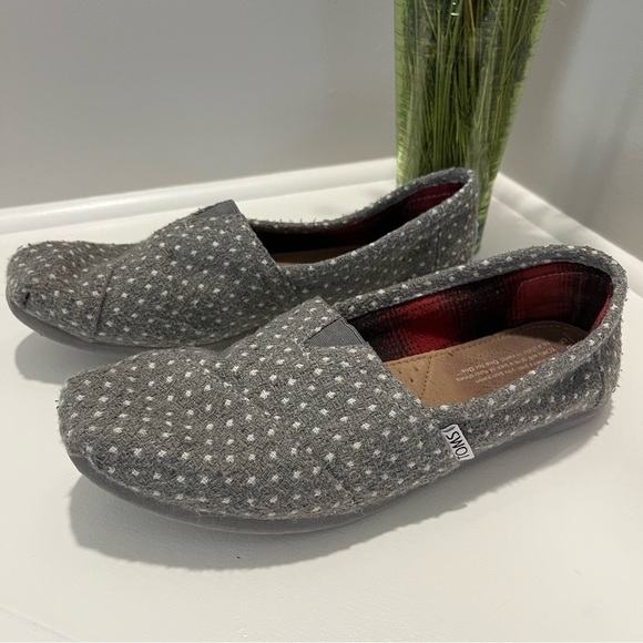 Toms Alpargata Classic Gray with White Dots Fabric Upper Slip-On Shoe - Picture 3 of 12